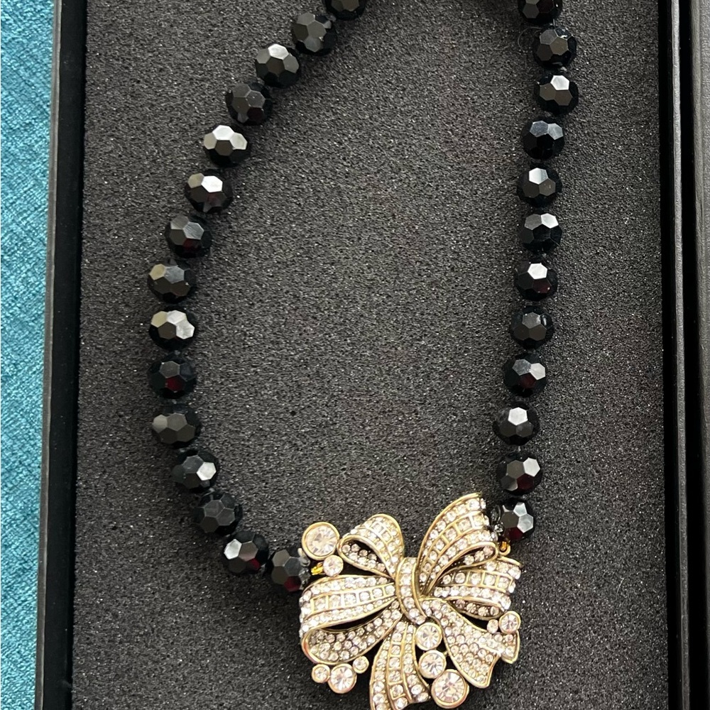 Heidi Daus Collectible Crystal and Bead Sparkling Bow Necklace